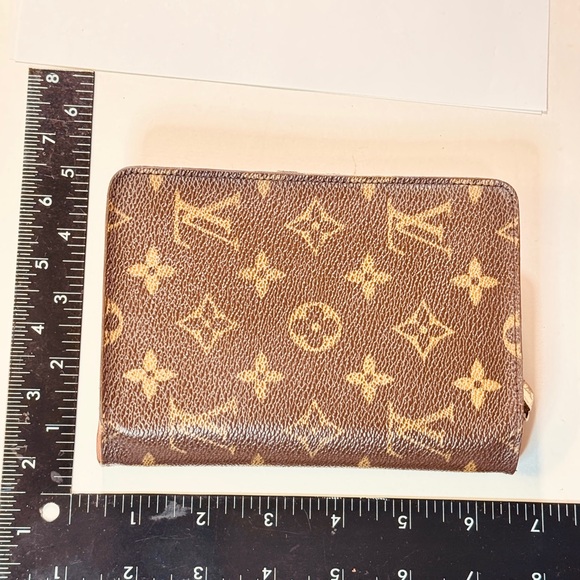 Louis Vuitton Brown Monogram Porto de paper - Picture 15 of 15
